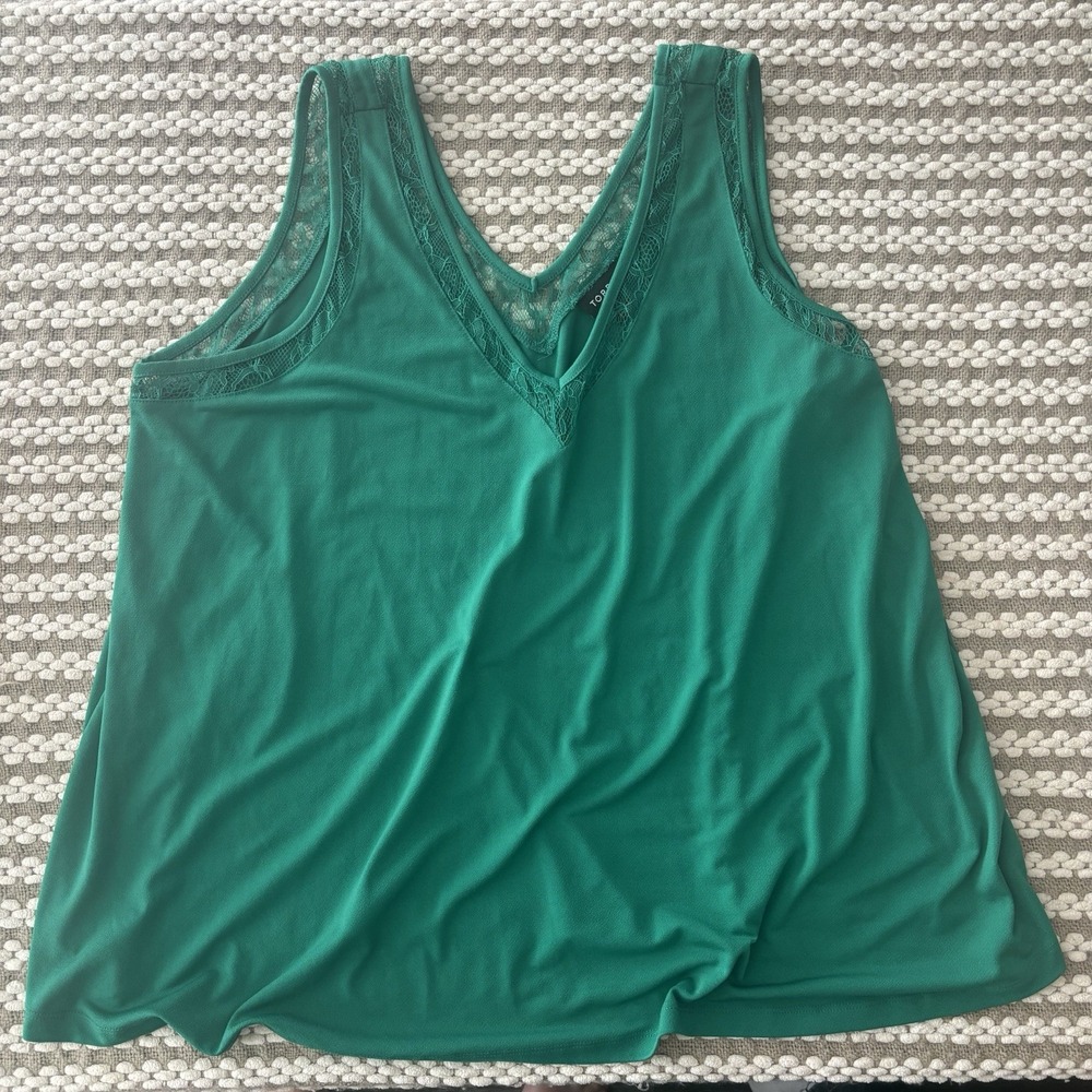 Torrid Size 2 Green V-neck Lace trim Tank Top